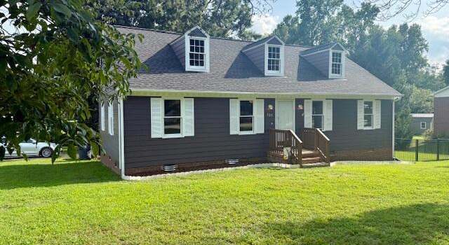 Photo of 105 Meadow Brook Ln, Oxford, NC 27565
