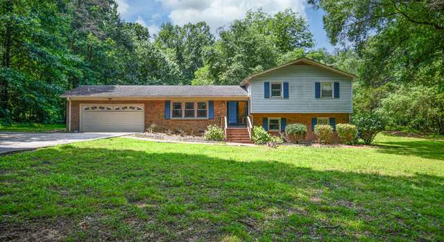 Photo of 6308 Rolling Acres Dr, Gibsonville, NC 27249