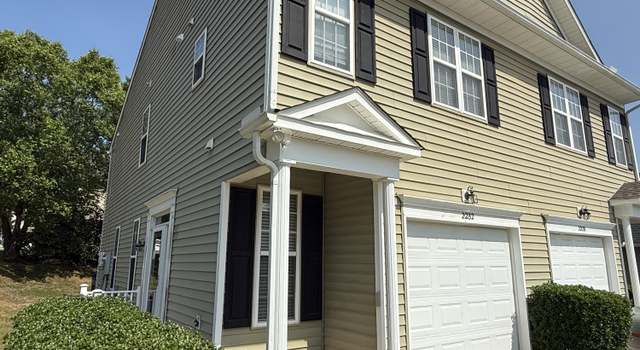 Photo of 2232 Thornblade Dr, Raleigh, NC 27604