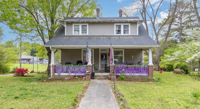 Photo of 303 Wilcox St, Warrenton, NC 27589