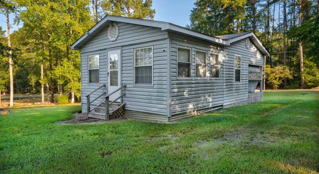Photo of 108 Geronimo Dr, Louisburg, NC 27549