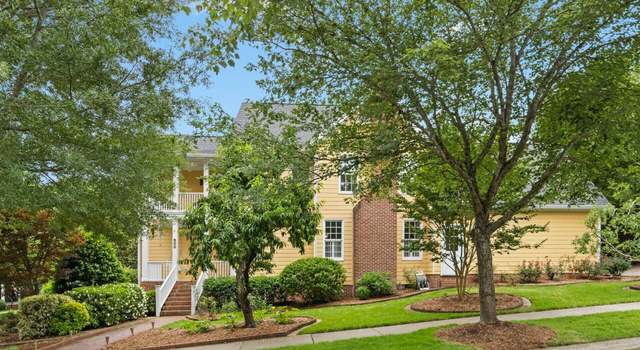 Photo of 800 Highgrove Dr, Chapel Hill, NC 27516