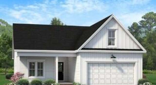 Photo of 3223 Peruvian Ct, Fayetteville, NC 28312