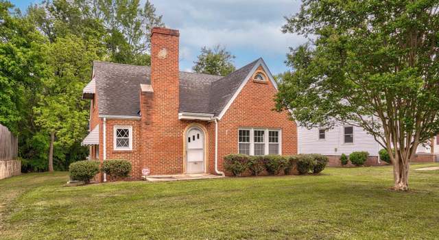 Photo of 701 E Nash St, Spring Hope, NC 27882