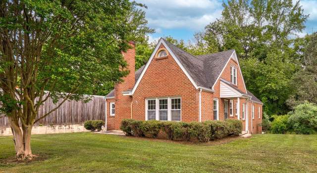 Photo of 701 E Nash St, Spring Hope, NC 27882