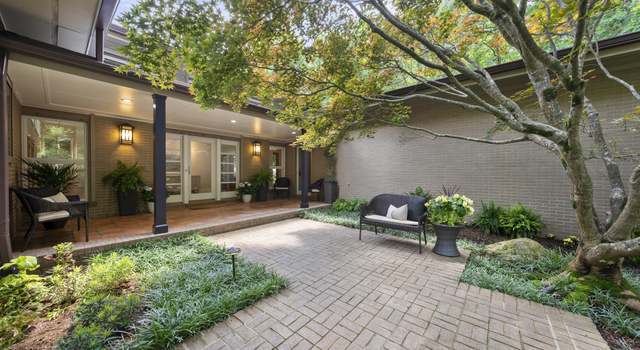 Photo of 213 Chimeneas Pl, Chapel Hill, NC 27517