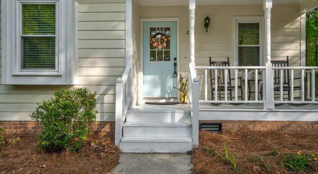 Photo of 2108 Canterbury Rd, Clayton, NC 27520