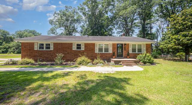 Photo of 101 Trotwood Dr, Goldsboro, NC 27534