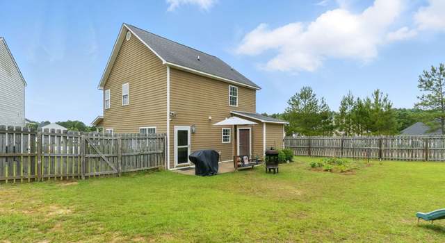 Photo of 19 Kimberly Ct, Lillington, NC 27546