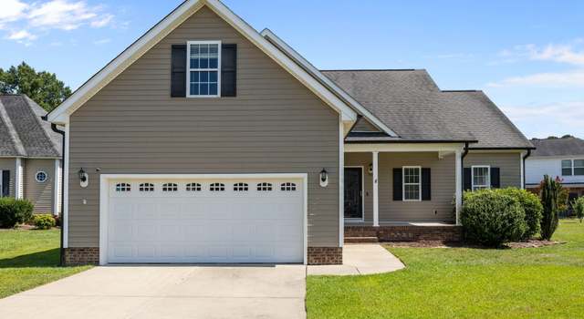 Photo of 904 Willow Leaf Ct, Dunn, NC 28334
