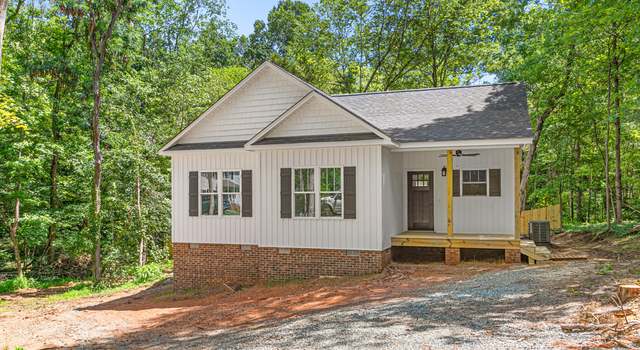 Photo of 1952 Lewis Dr, Burlington, NC 27215