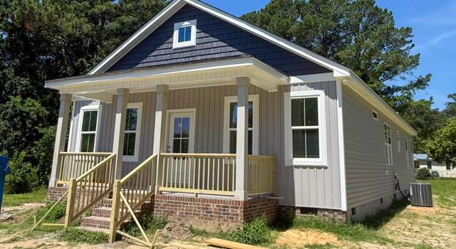 Photo of 213 Maye St, Dunn, NC 28334