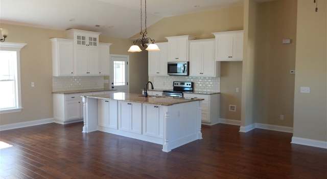 Photo of 1503 Tarheel Rd, Benson, NC 27504