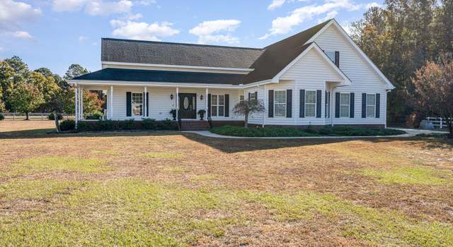 Photo of 29 South Oak Ln, Dunn, NC 28334