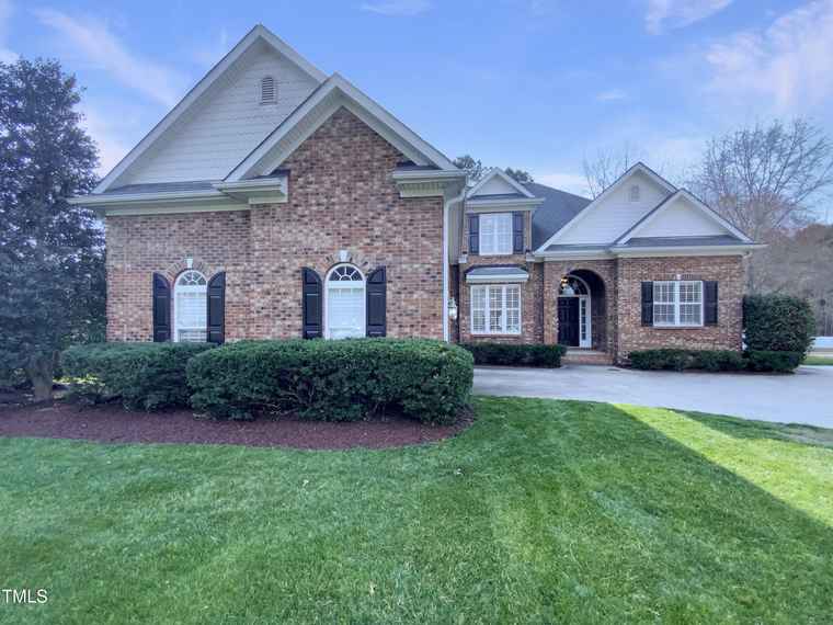 Photo of 138 Parkdale Ln Clayton, NC 27520