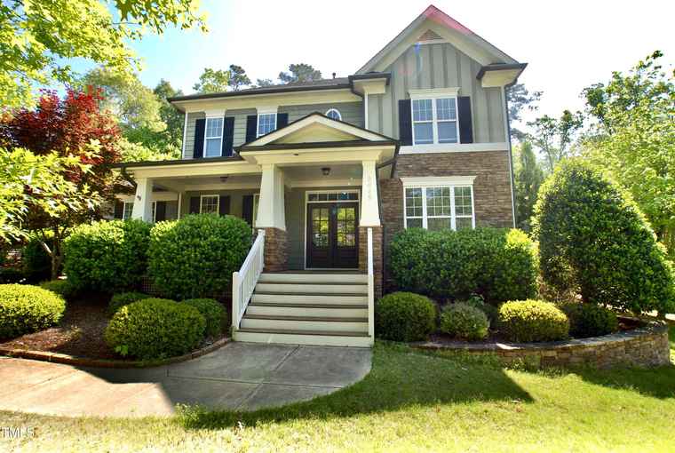 Photo of 2625 Silver Bend Dr Apex, NC 27539