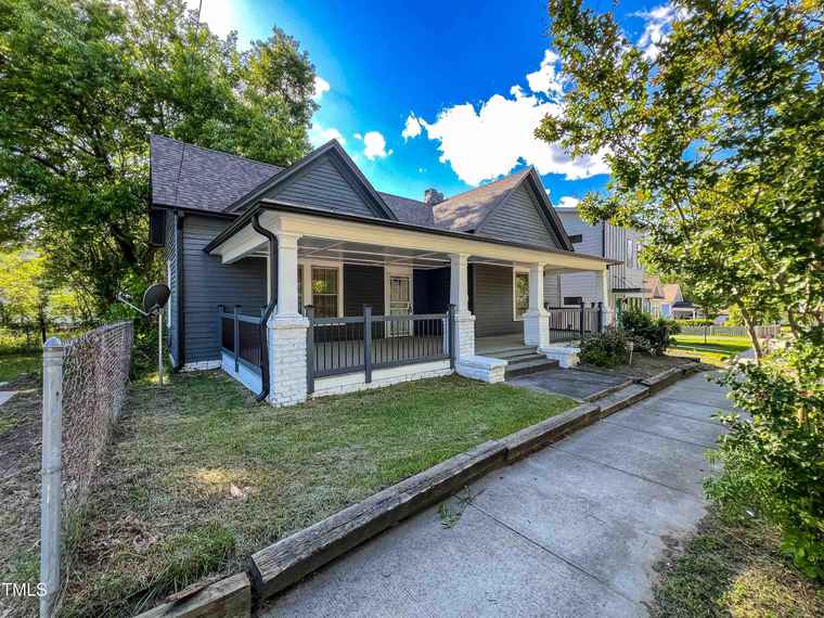 Photo of 107 N Guthrie Ave Durham, NC 27703