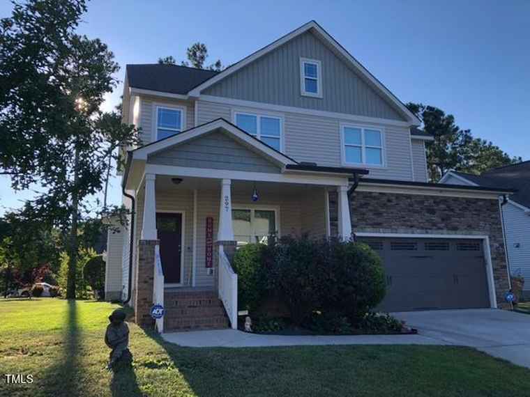 Photo of 297 Hawkesburg Dr Clayton, NC 27527