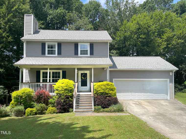Photo of 233 Carroll St Wake Forest, NC 27587