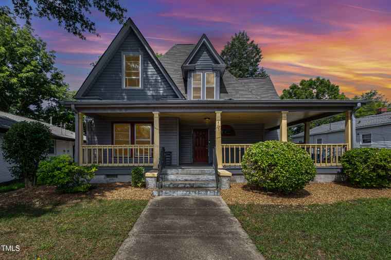Photo of 405 N Elizabeth St Durham, NC 27701