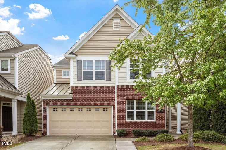 Photo of 1008 Garden Square Ln Morrisville, NC 27560