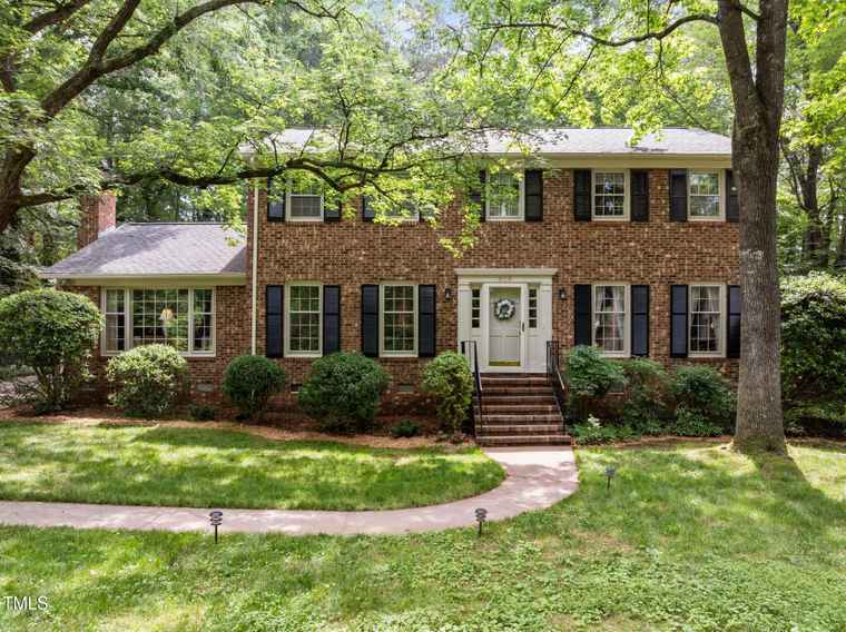 Photo of 906 Grove St Chapel Hill, NC 27517