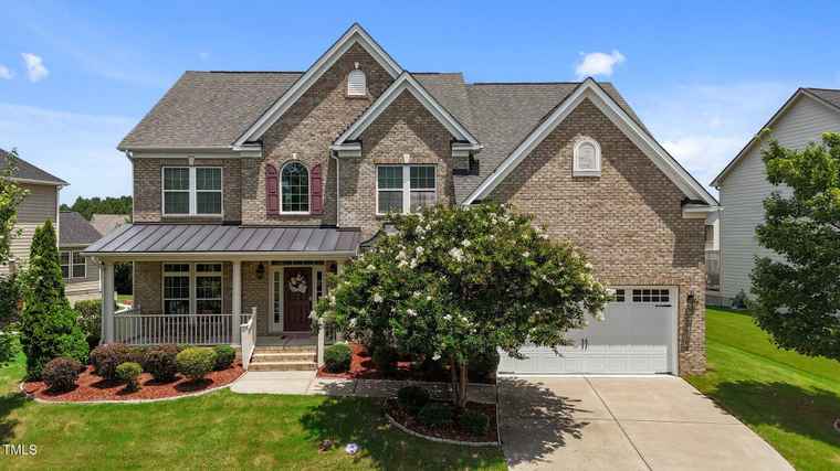 Photo of 316 Hilliard Forest Dr Cary, NC 27519