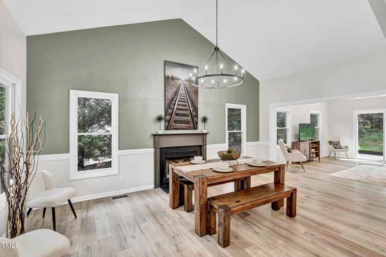 Photo of 107 Ivy Hollow Ct Morrisville, NC 27560