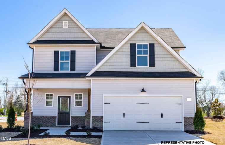 Photo of 218 Hillcrest Ln Clayton, NC 27520