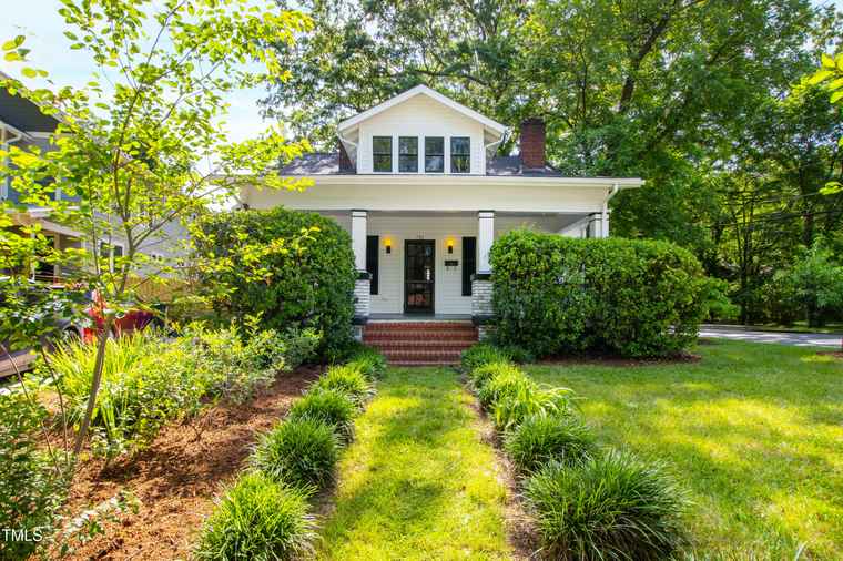 Photo of 702 Colonial St Durham, NC 27701