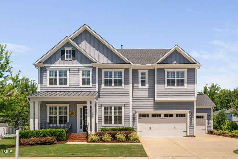 Photo of 408 Brierley Dr Apex, NC 27523