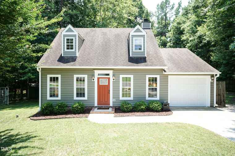 Photo of 10 Biltmore Pl Durham, NC 27712