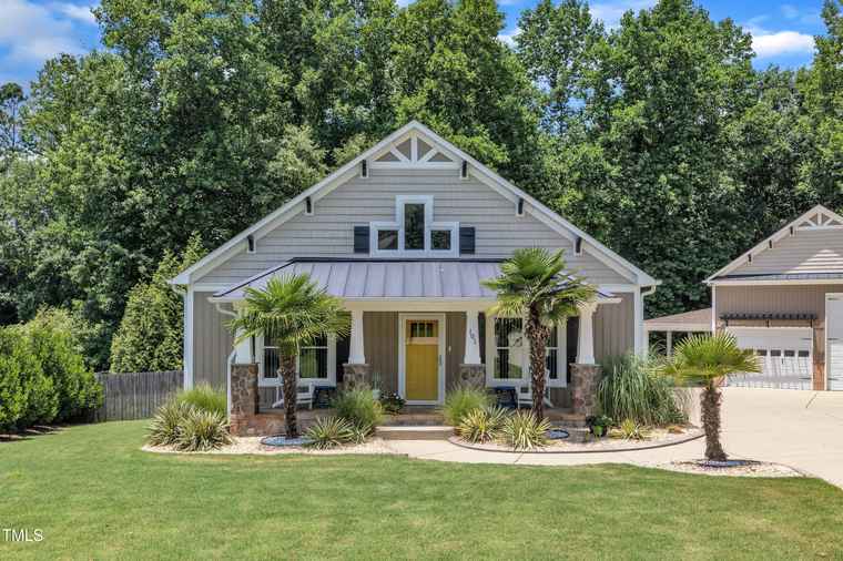 Photo of 101 Ferndale Ct Clayton, NC 27520