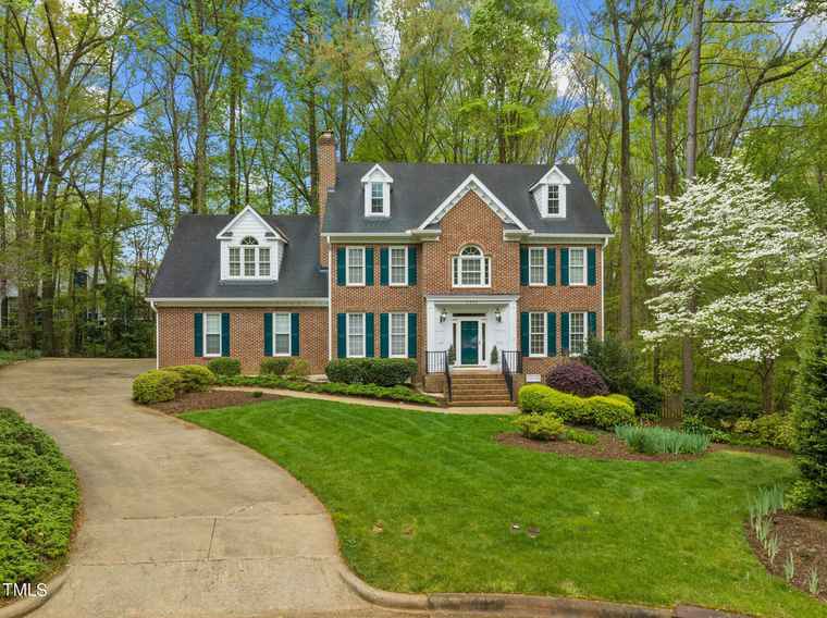 Photo of 3333 Clandon Park Dr Raleigh, NC 27613
