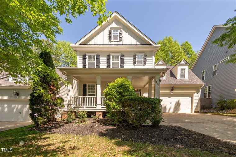 Photo of 217 Thorndale Dr Holly Springs, NC 27540