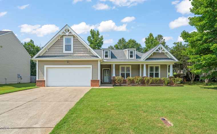 Photo of 365 Collinsworth Dr Clayton, NC 27527