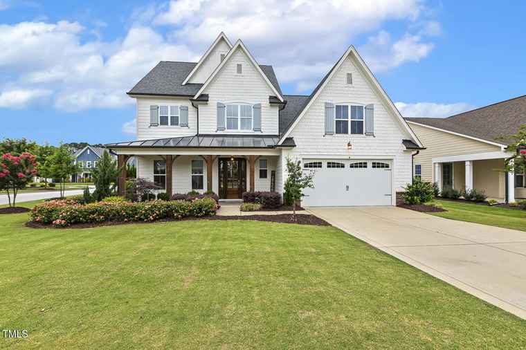 Photo of 1255 Dairy Glen Dr Fuquay Varina, NC 27526
