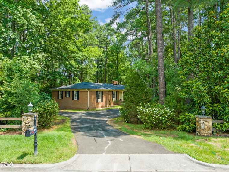 Photo of 3006 Pump Station Ln Durham, NC 27712