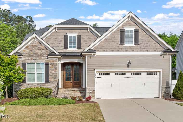 Photo of 509 Kings Glen Way Wake Forest, NC 27587