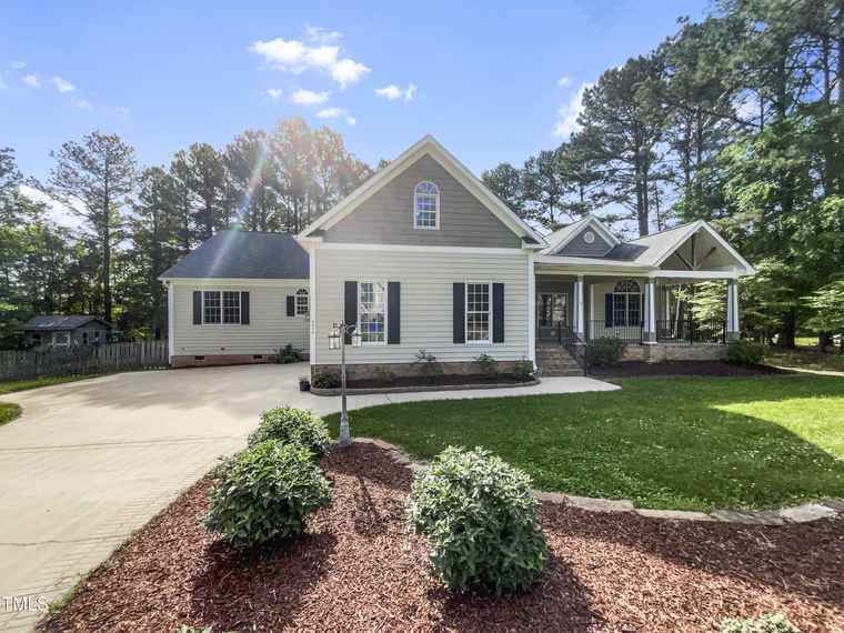 Photo of 9916 Calvados Dr Wake Forest, NC 27587