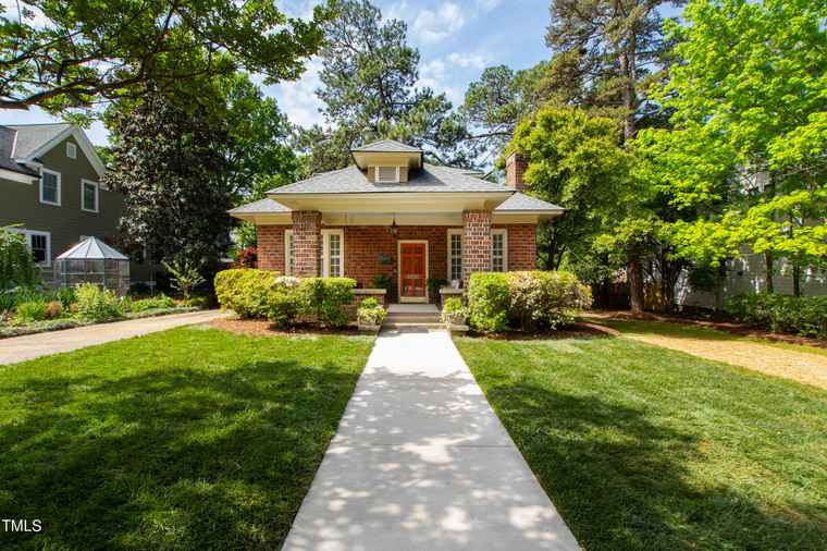 Photo of 1803 Fairview Rd Raleigh, NC 27608