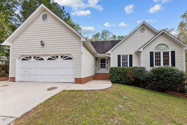 Photo of 4612 Windmere Chase Dr Raleigh, NC 27616