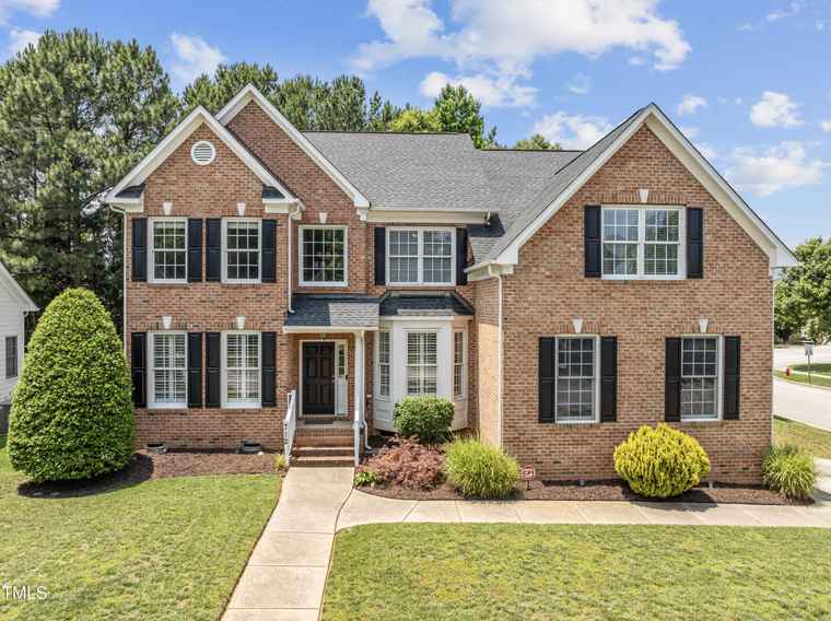 Photo of 712 Brittley Way Apex, NC 27502