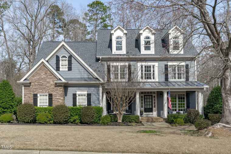 Photo of 208 Danagher Ct Holly Springs, NC 27540