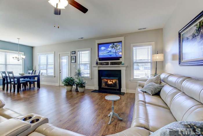 79 Rocky Creek Ln Benson Nc 27504 4 Beds 3 Baths
