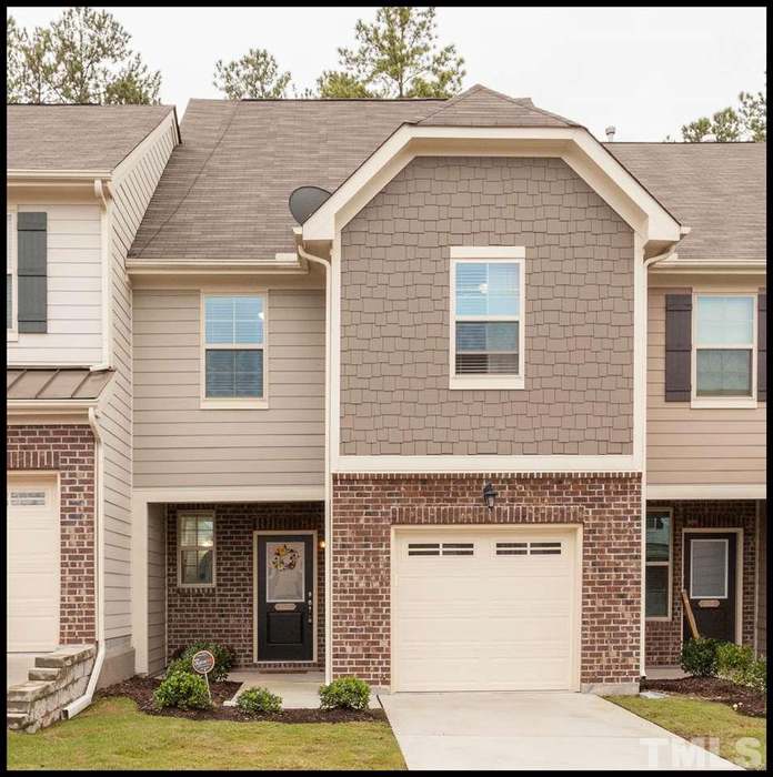 10025 Lynnberry Pl Raleigh Nc 27617 8285 Mls 2032721 Redfin