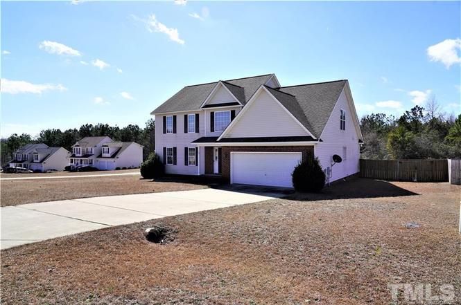 242 Checkmate Ct, Cameron, NC 28326