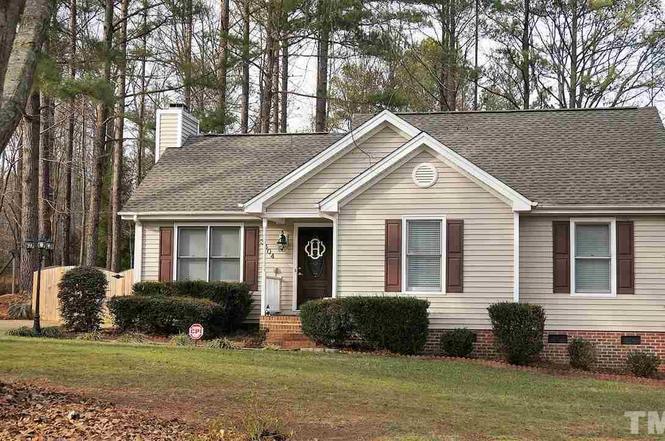 3304 Laura Ashley Cir Fuquay Varina Nc 27526 Mls 2178770 Redfin 3304 Laura Ashley Cir Fuquay Varina Nc 27526