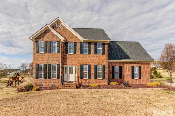 300 Riverwood Dr, Clayton, NC 27527-6576 | MLS# 2230845 | Redfin