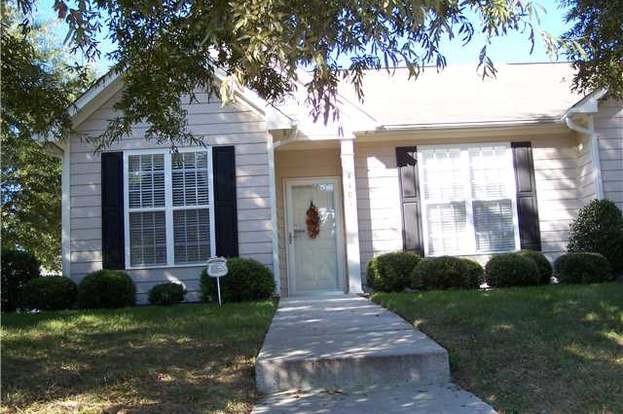 4401 Log Cabin Dr Raleigh Nc 27616 Mls 1921013 Redfin